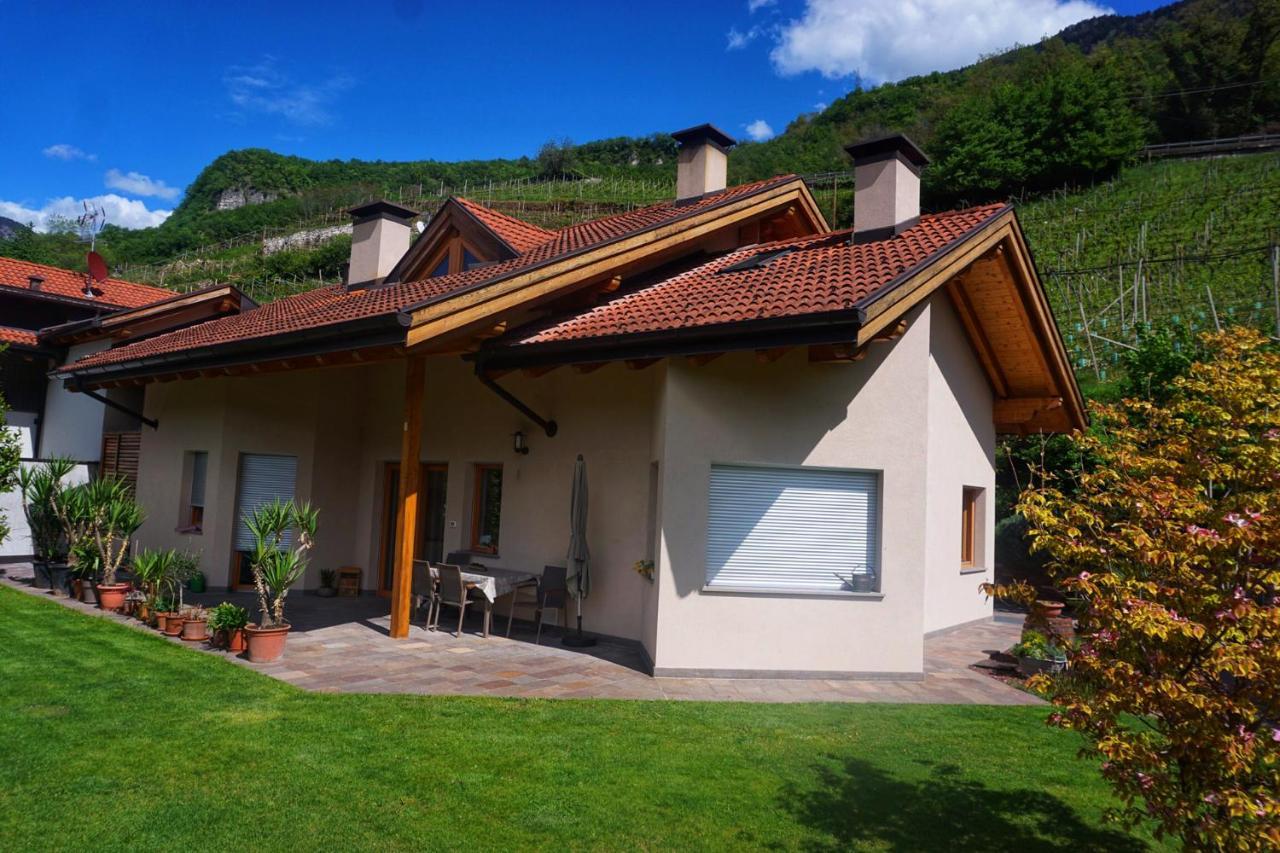 Agritur Zuveith Apartment Salorno Bagian luar foto