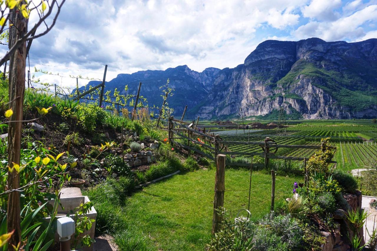 Agritur Zuveith Apartment Salorno Bagian luar foto